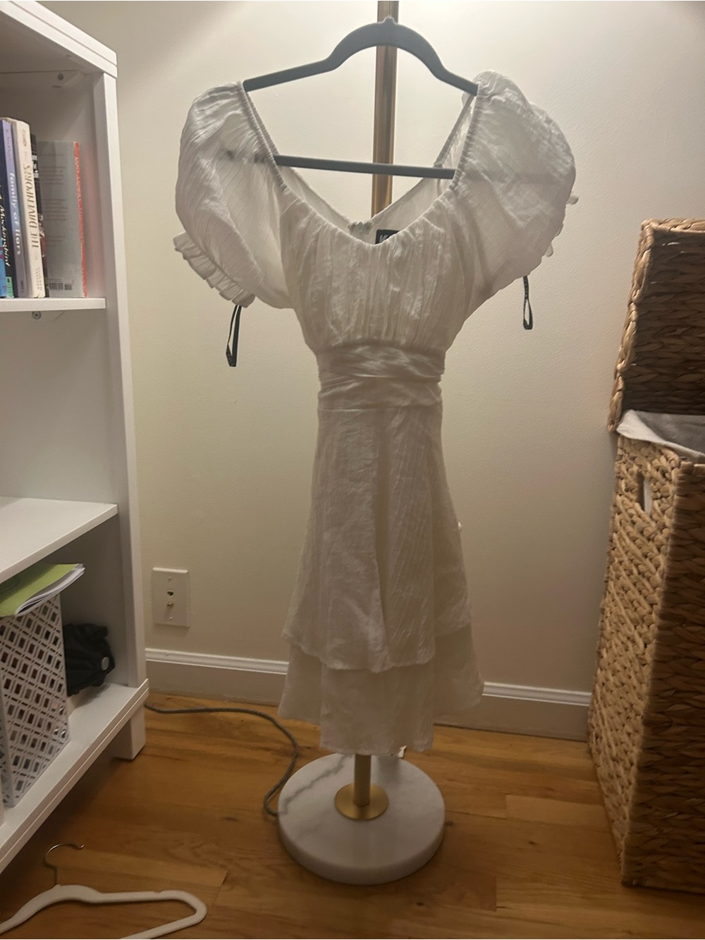 Katie J NYC White Puff-Sleeve Tiered Midi Dress
